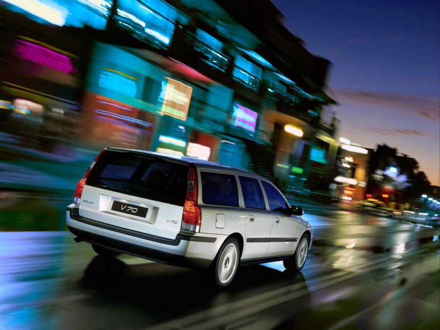  Volvo V70 2000 года  (фото 18 из 22)